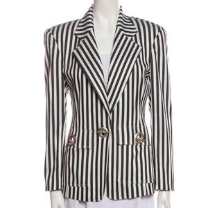 • Emanuel by Emanuel Ungaro Blazer
• Black and white blazer